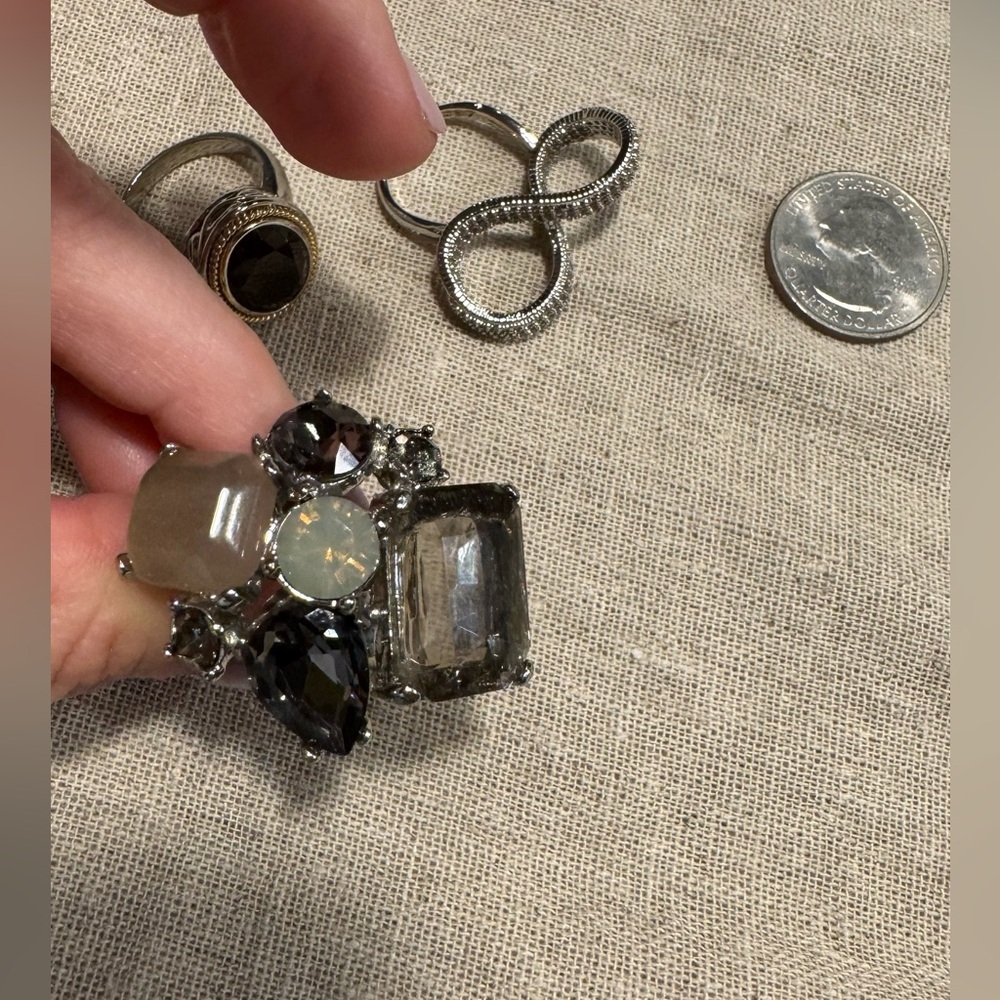Lot of Gold and Silver Jewelry Collection 11 Piece - Picture 6 of 8